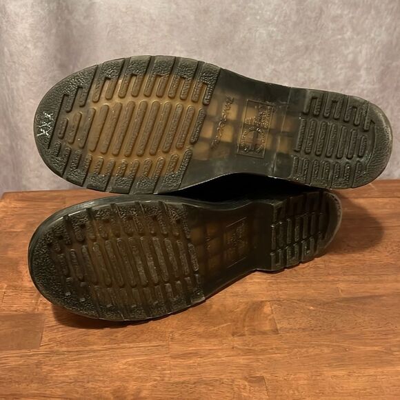 Dr. Martens Black Textured Leather 1460 Pascal Boots with side zip size 8 - Picture 6 of 7